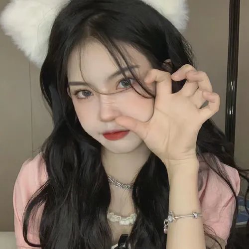 英雄少年海报